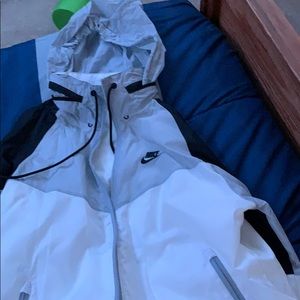 Nike windbreaker brand new